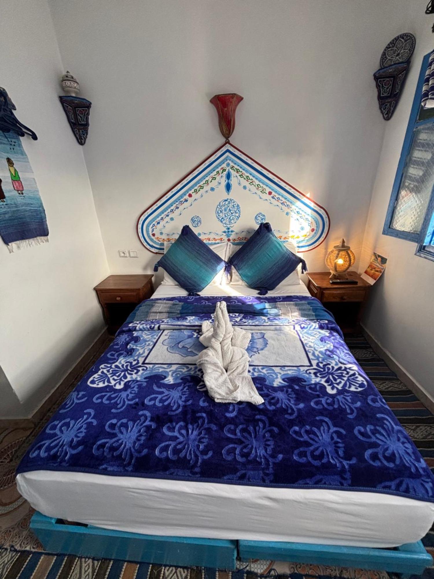 Hotel Sakura Chefchaouen Buitenkant foto