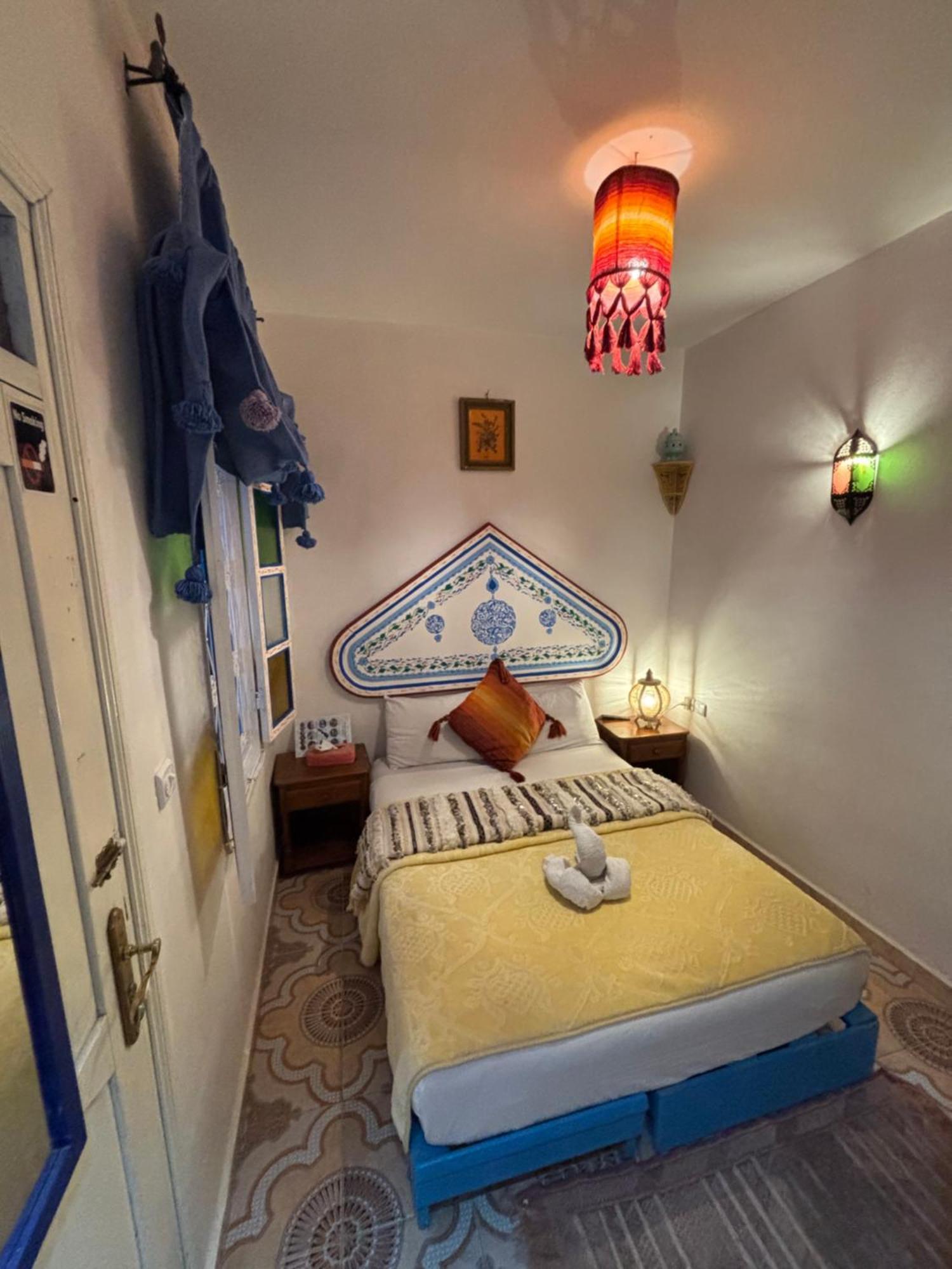 Hotel Sakura Chefchaouen Buitenkant foto